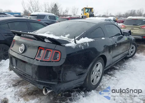 2014 Ford Mustang V6 from USA, damaged, VIN 1ZVBP8AM5E5251446